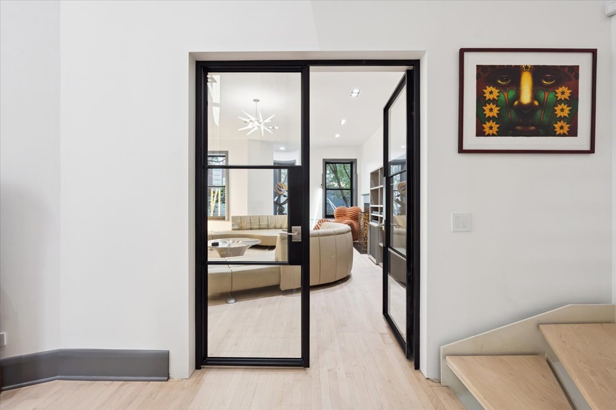 1318 North Astor Street Chicago, IL 60610 - Photo 27 of 80