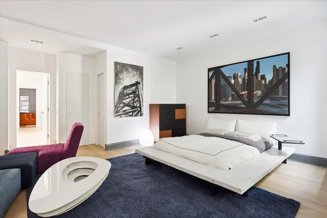 a picture of a room with a wall