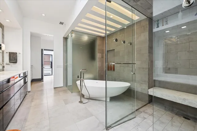 $24,000 | 1318 North Astor Street, Chicago, IL 60610