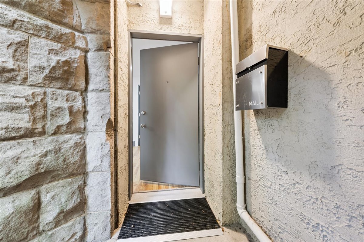 1318 North Astor Street Chicago, IL 60610 - Photo 67 of 80