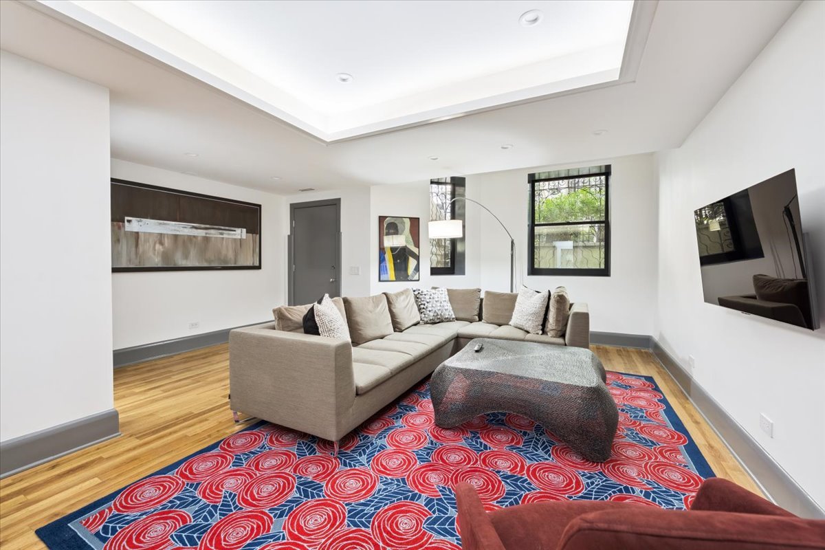 1318 North Astor Street Chicago, IL 60610 - Photo 68 of 80