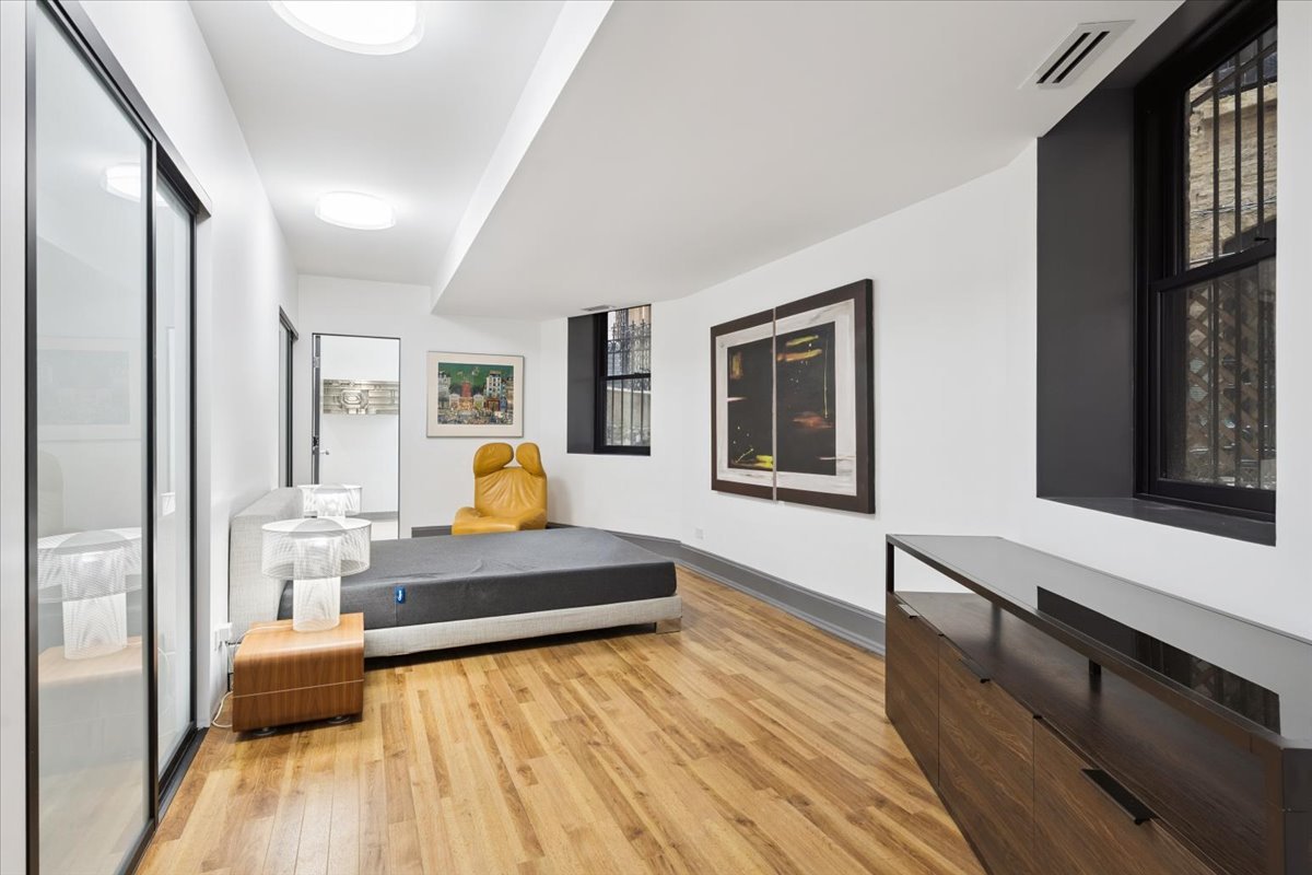 1318 North Astor Street Chicago, IL 60610 - Photo 72 of 80