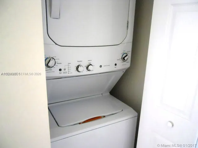 $2,950 | 9363 West 33rd Lane, Unit 9363, Hialeah, FL 33018