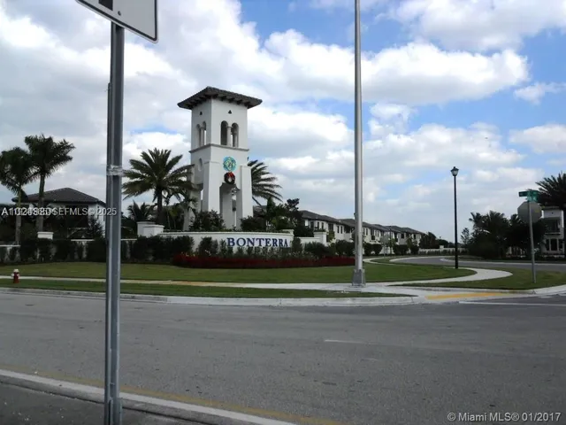 $2,950 | 9363 West 33rd Lane, Unit 9363, Hialeah, FL 33018