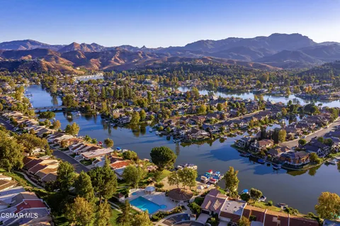 $999,000 | 2752 Lakewood Place, Westlake Village, CA 91361