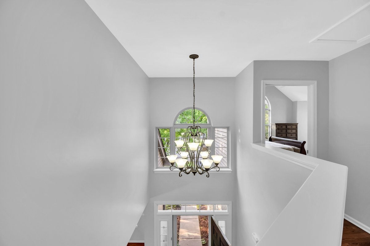 3420 Parliament Lane Naperville, IL 60564 - Photo 32 of 47 a dining room with furniture and window