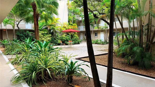 $2,085 | 7740 Camino Real, Unit G303, Miami, FL 33143