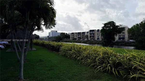 $2,085 | 7740 Camino Real, Unit G303, Miami, FL 33143