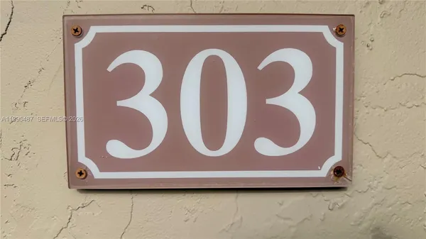 $2,085 | 7740 Camino Real, Unit G303, Miami, FL 33143