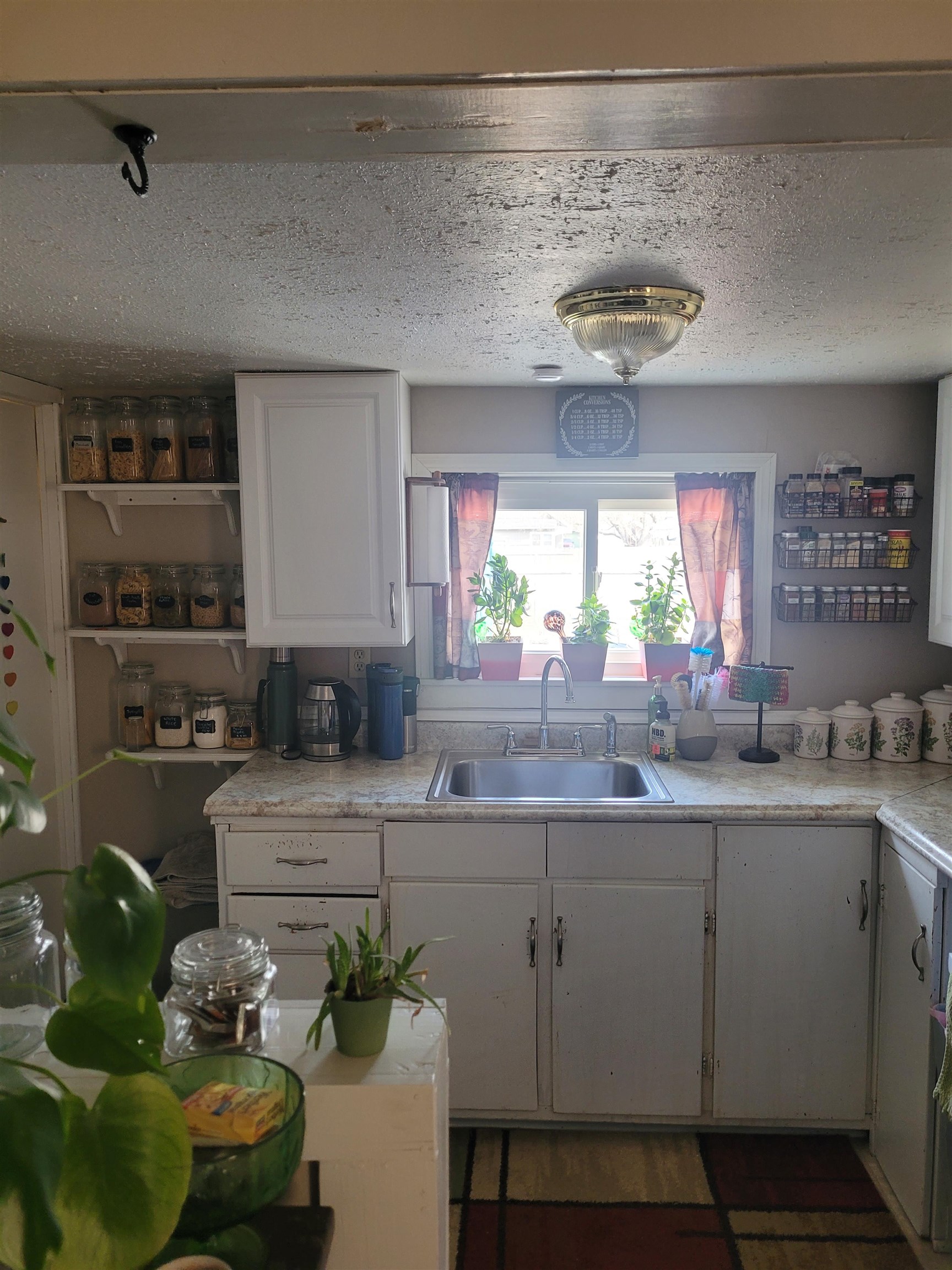 324 North Fern Street Wichita, KS 67203 - Photo 9 of 18