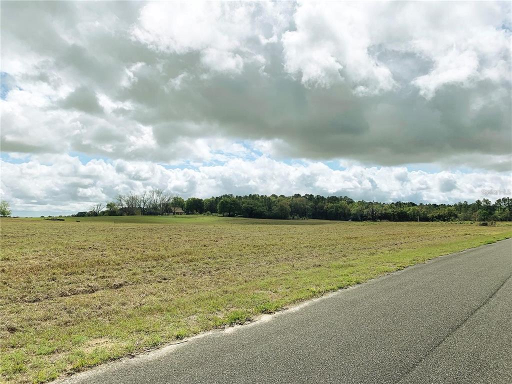 21635 Southwest 10th Street Dunnellon, FL 34431 - Photo 11 of 24 a view of an ocean