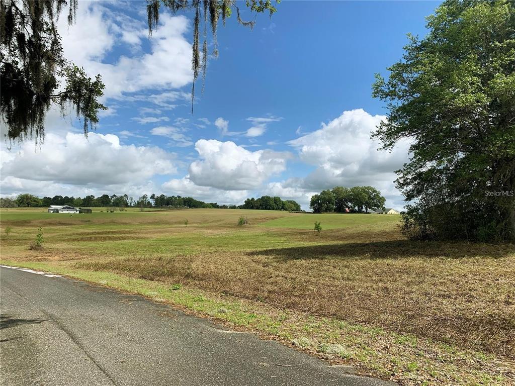 21635 Southwest 10th Street Dunnellon, FL 34431 - Photo 8 of 24 a view of an ocean and beach