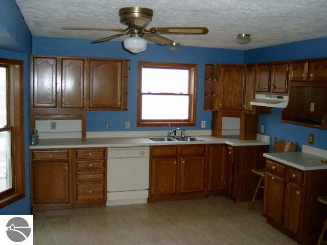 4790 Hilltop Road Grawn, MI 49637 - Photo 7 of 14 1689173-6.JPG