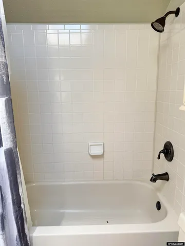 $285,000 | 1002 Cedar Avenue, Kemmerer, WY 83101