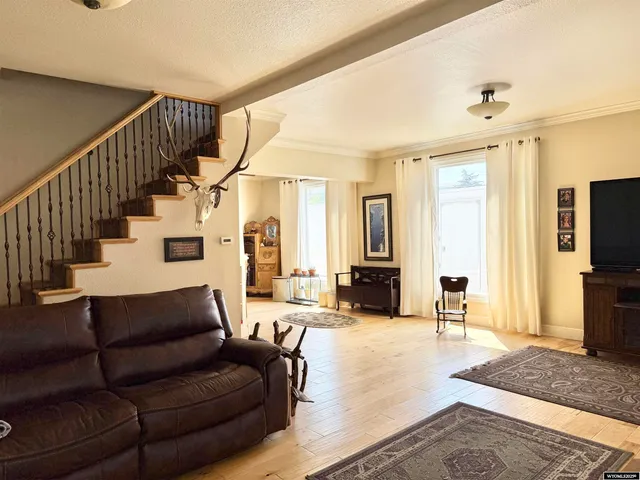 $285,000 | 1002 Cedar Avenue, Kemmerer, WY 83101