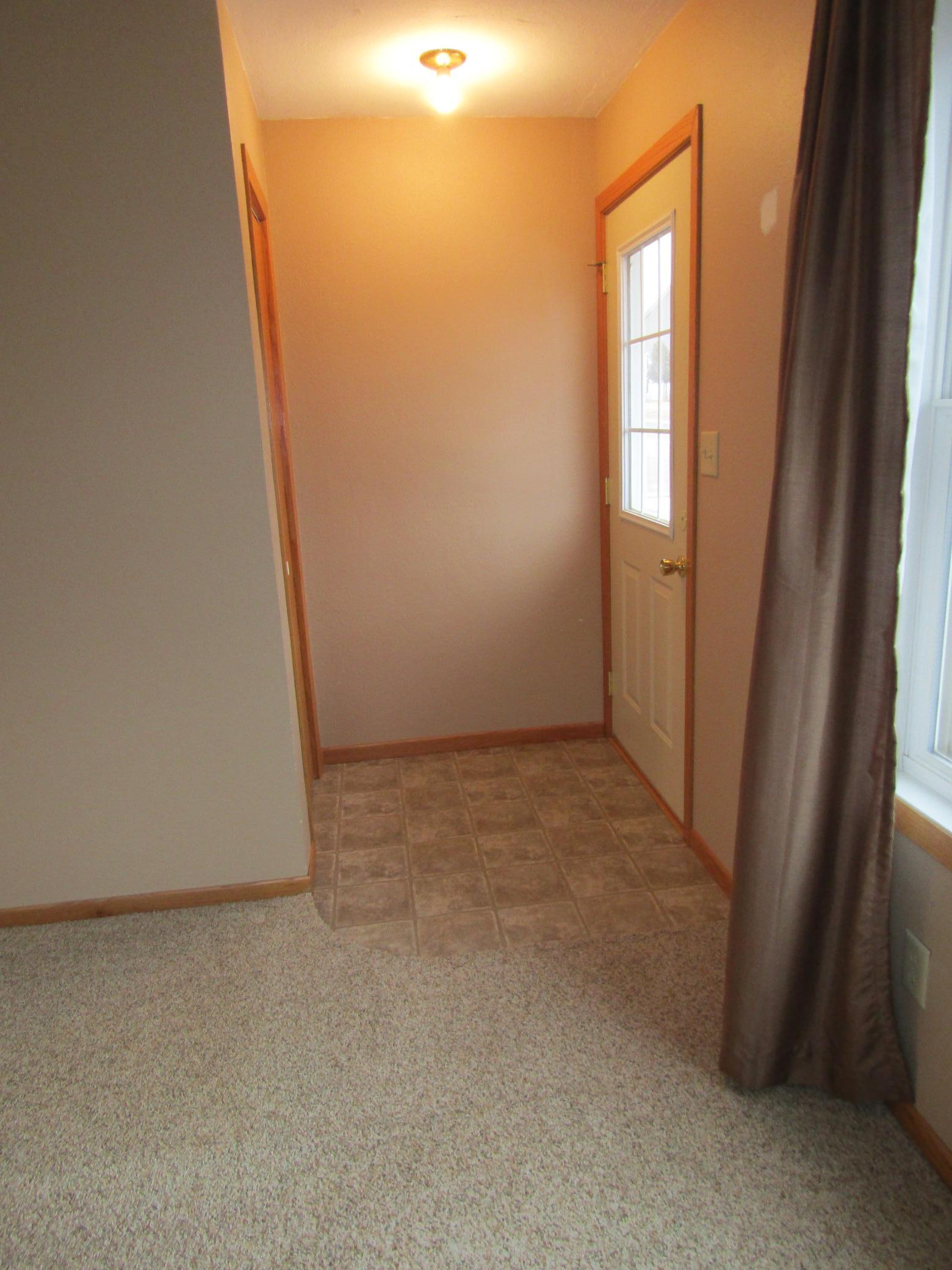 421 8th Avenue Madison, MN 56256 - Photo 11 of 50