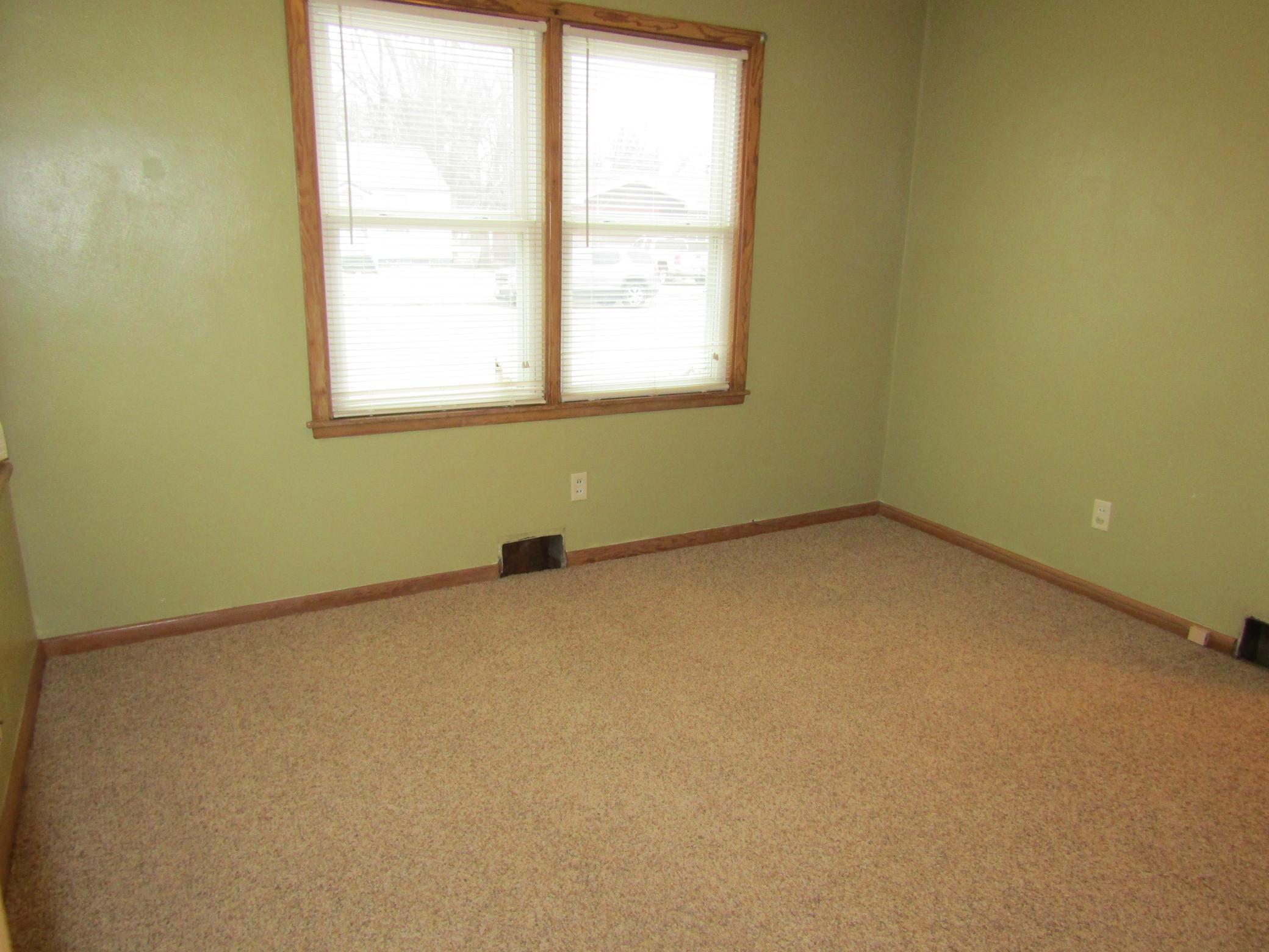 421 8th Avenue Madison, MN 56256 - Photo 17 of 50