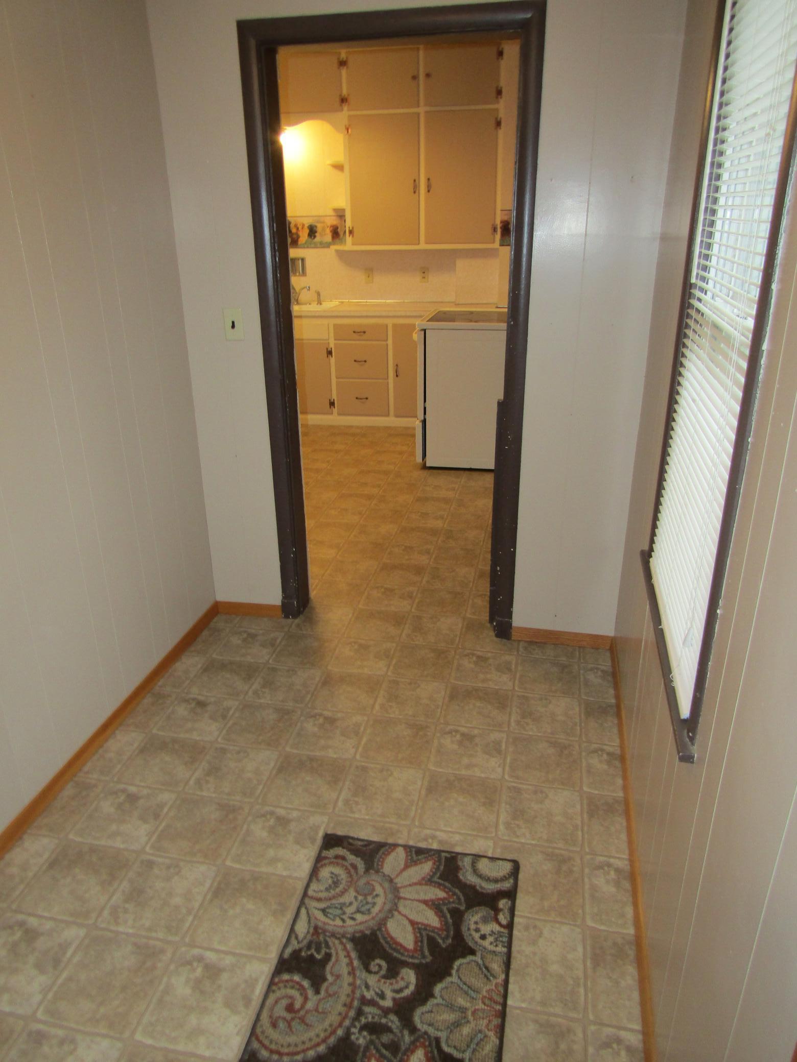 421 8th Avenue Madison, MN 56256 - Photo 3 of 50