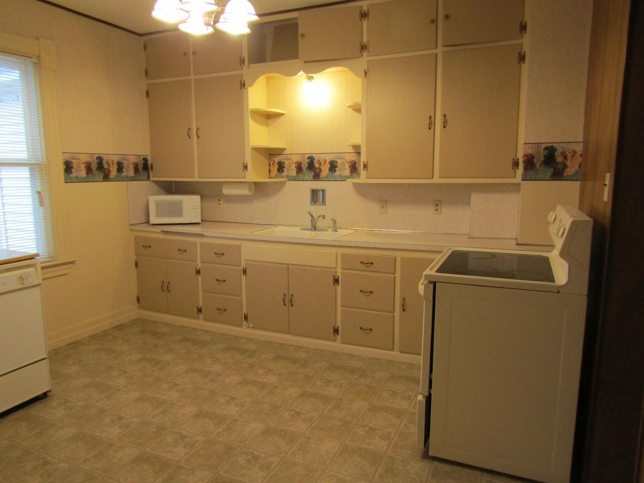 421 8th Avenue Madison, MN 56256 - Photo 9 of 50