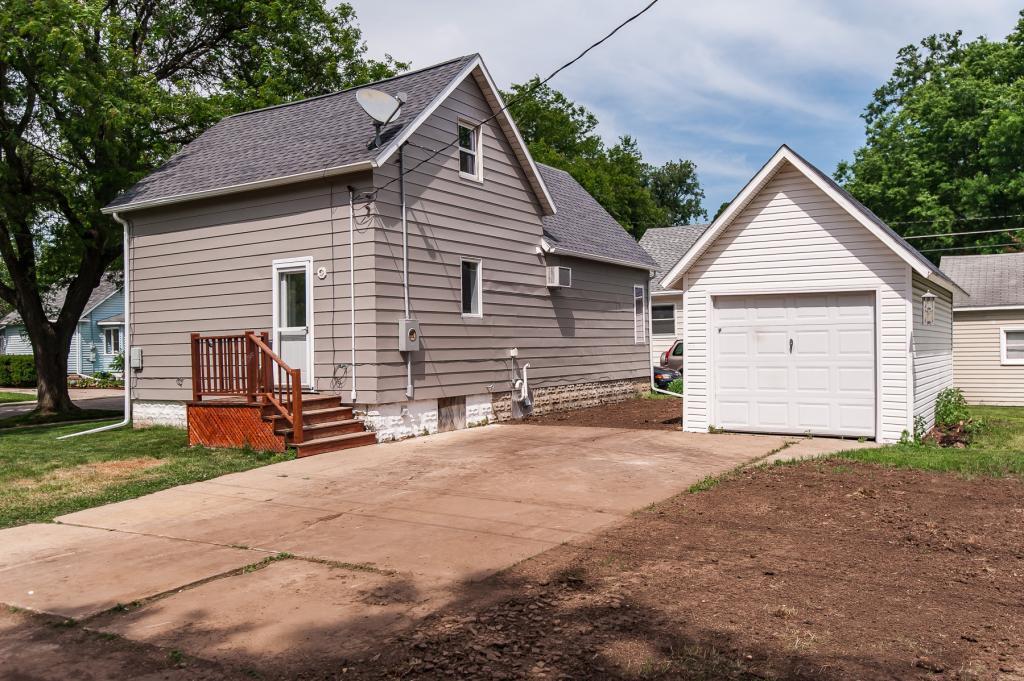 418 9th Street Northwest Rochester, MN 55901 - Photo 1 of 1