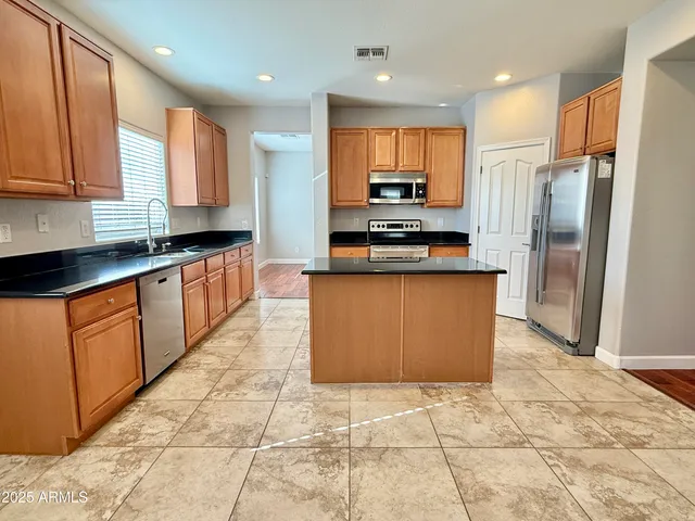 $1,995 | 16039 West Christy Drive, Surprise, AZ 85379