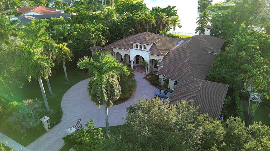 471 Ranch Road Weston, FL 33326 - Photo 4 of 75 Gallery Image 4
