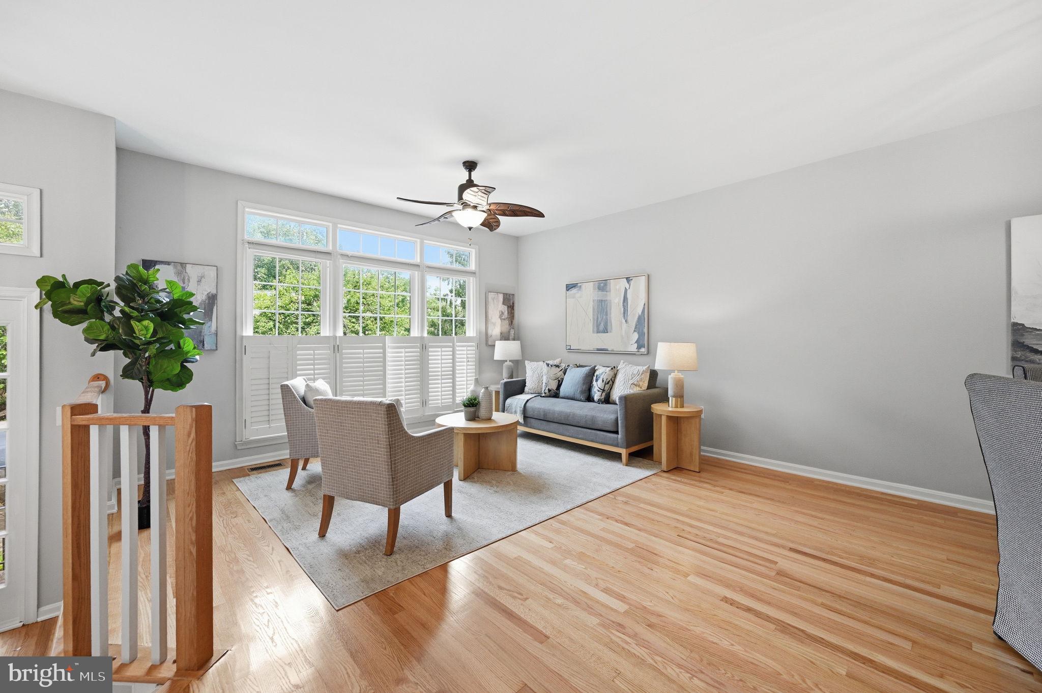 1232 Weatherstone Court Reston, VA 20194 - Photo 7 of 51 Main floor Living Room