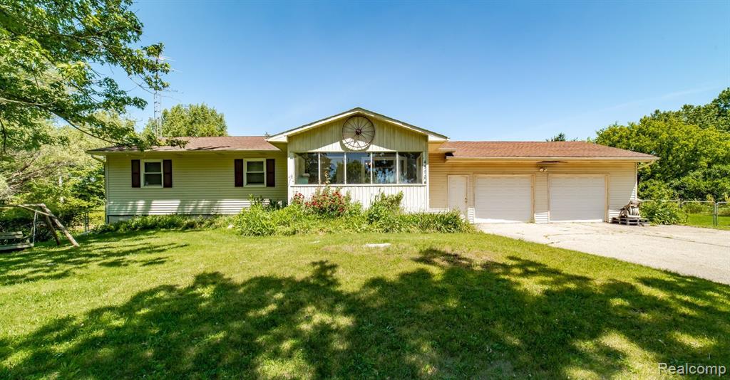 4770 Stewart Road Lapeer, MI 48446 - Photo 2 of 43