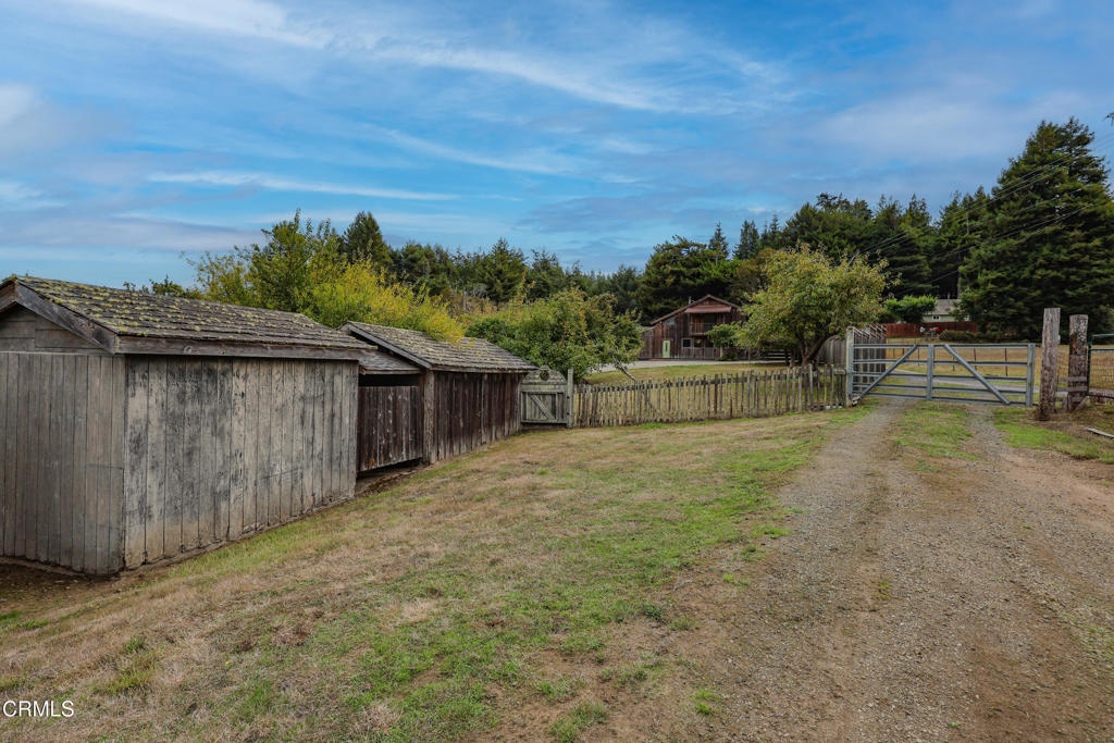 31600 Little Valley Road Fort Bragg, CA 95437 - Photo 73 of 75 BK6A3254 copy