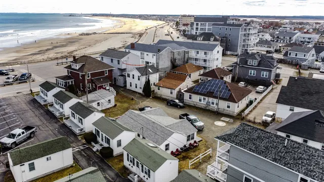 $350,000 | 401 A Ocean Boulevard, Unit 1, Hampton, NH 03842