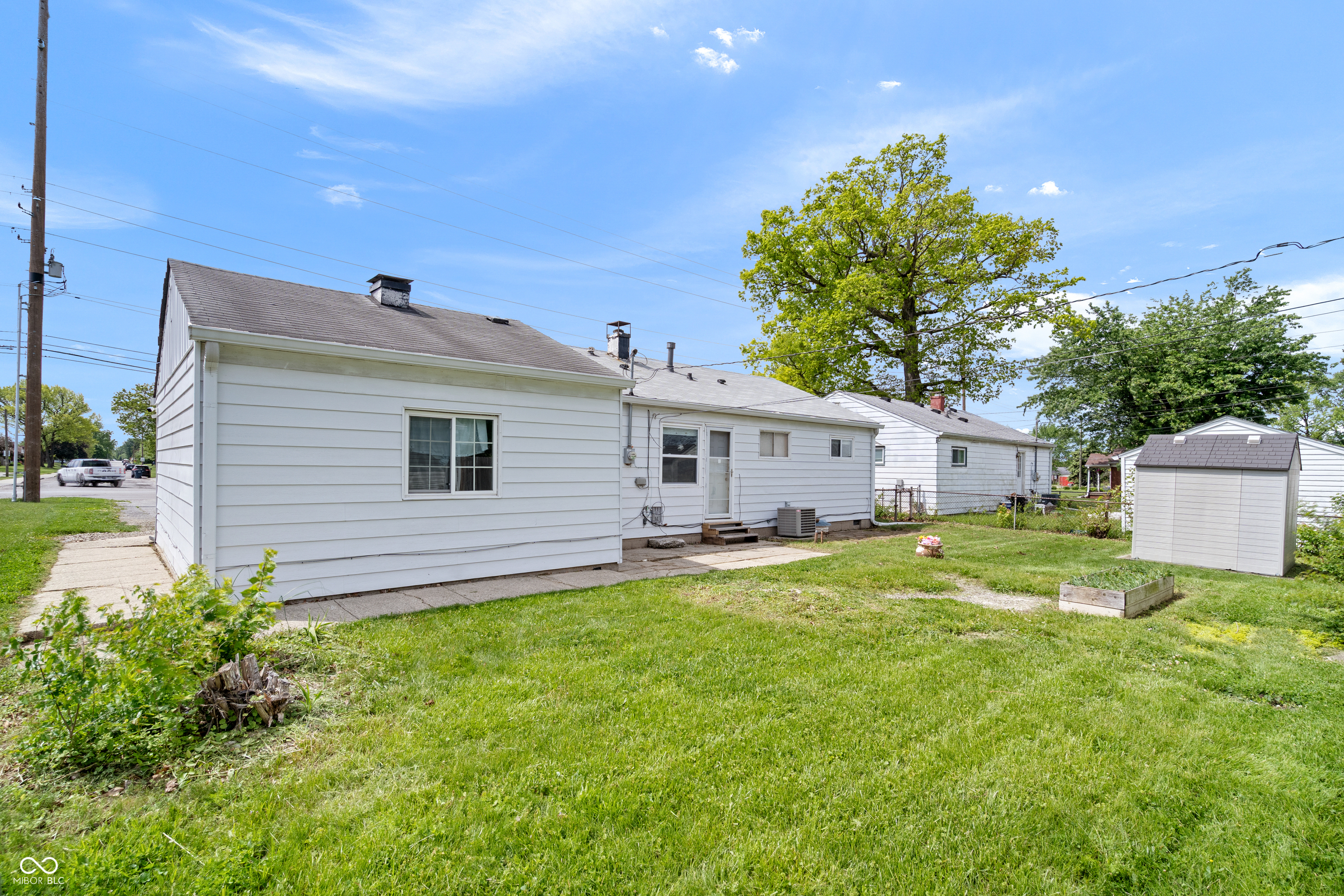 5310 East 16th Street Indianapolis, IN 46218 - Photo 20 of 25