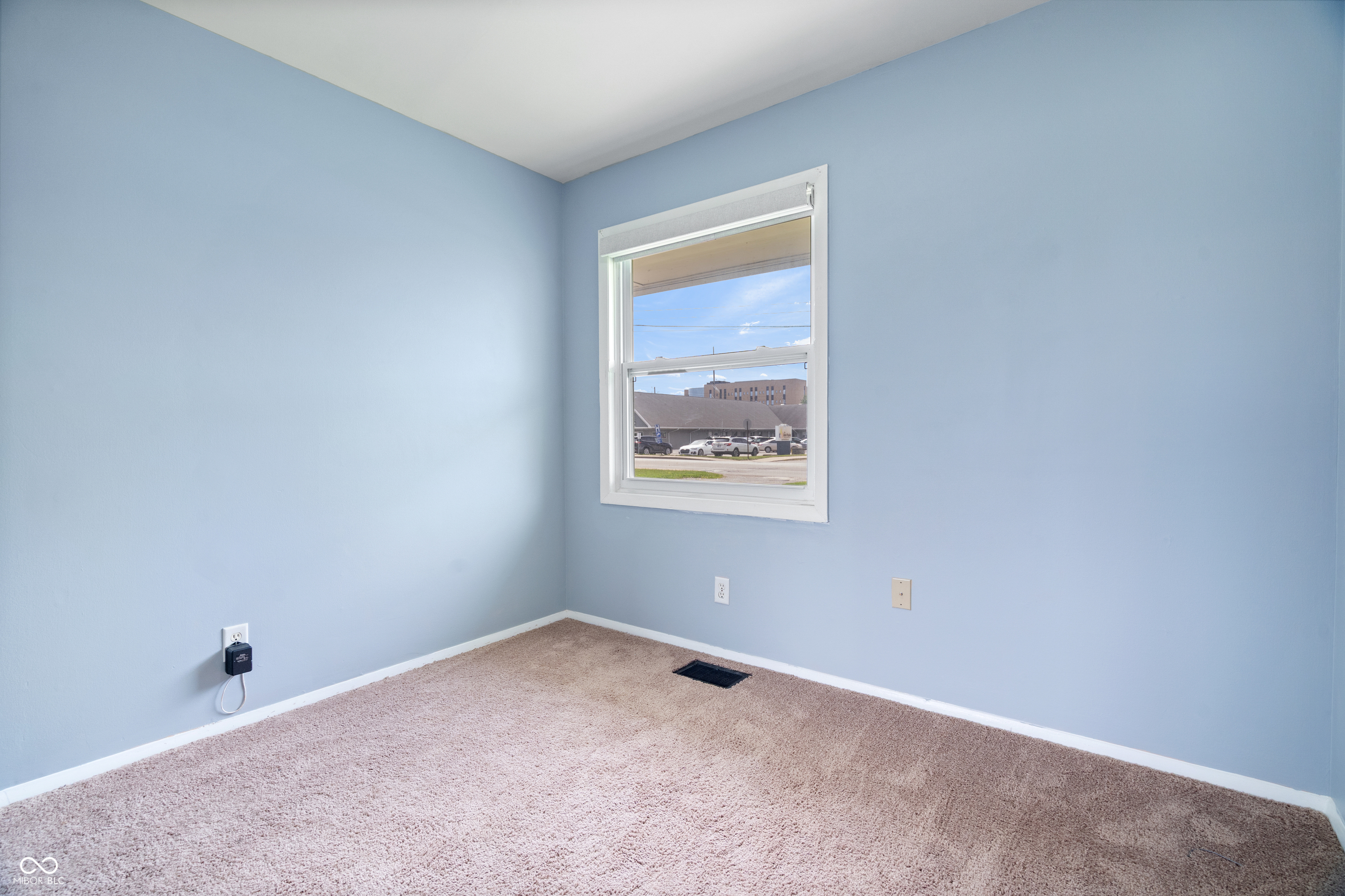 5310 East 16th Street Indianapolis, IN 46218 - Photo 9 of 25