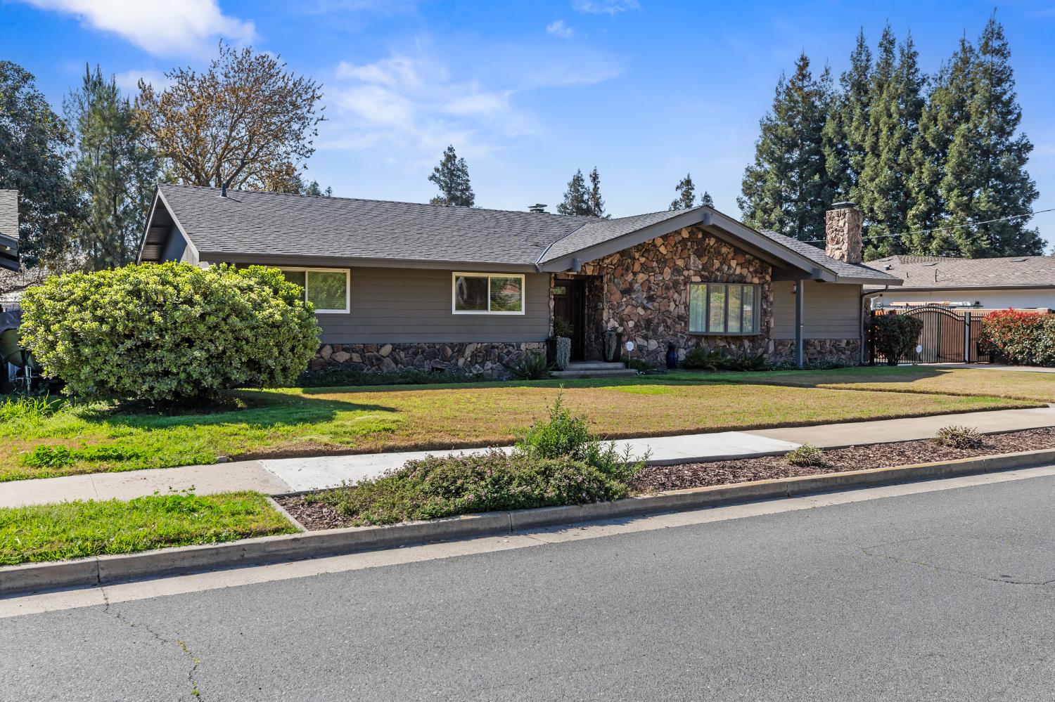 19061 Fowler Road Turlock, CA 95380 - Photo 2 of 43