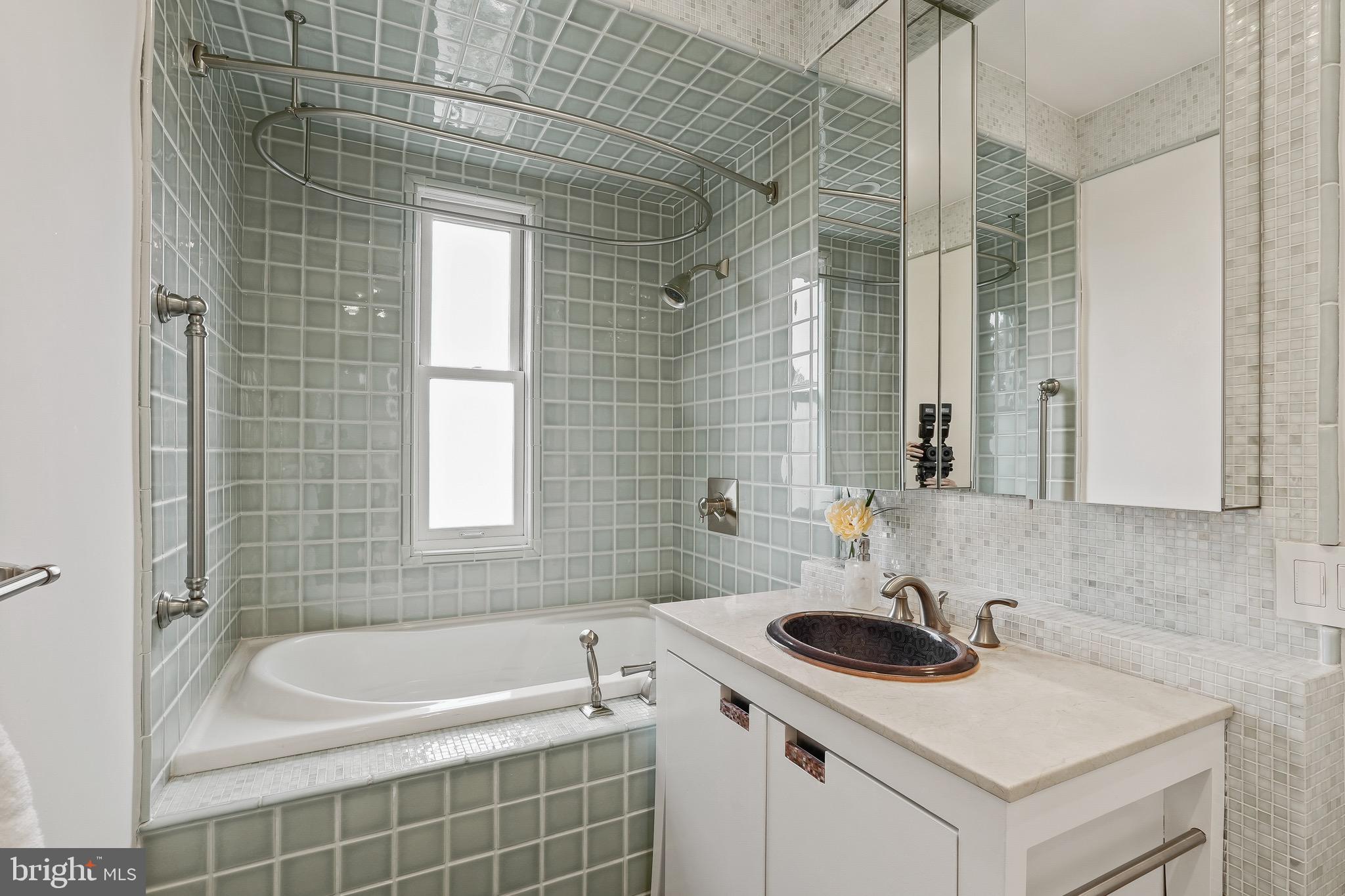 3010 R Street Northwest, Unit 3 Washington, DC 20007 - Photo 23 of 27 Designer Tile Soaking Tub Second Bathroom
