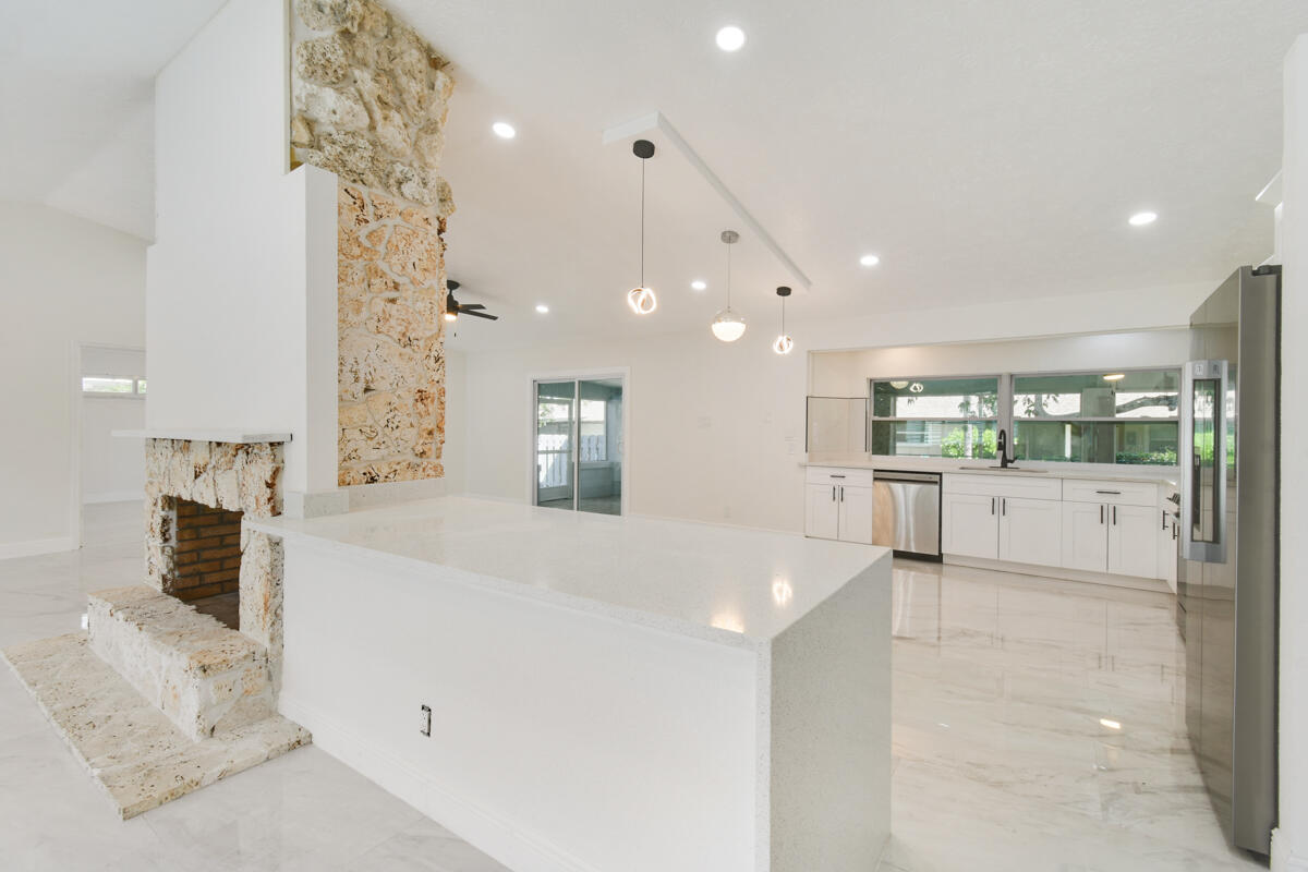 4873 Southeast Pilot Way Stuart, FL 34997 - Photo 14 of 39 DSC_1859