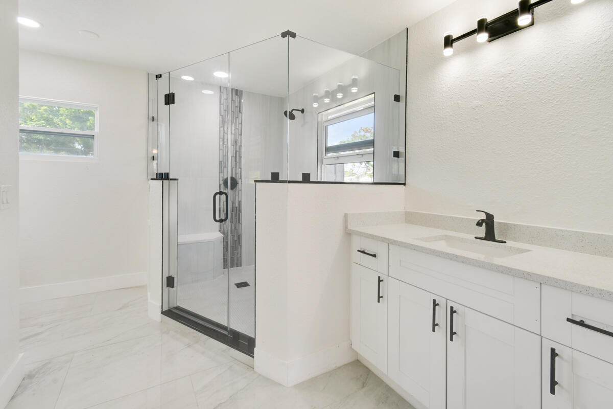 4873 Southeast Pilot Way Stuart, FL 34997 - Photo 21 of 39 DSC_1817