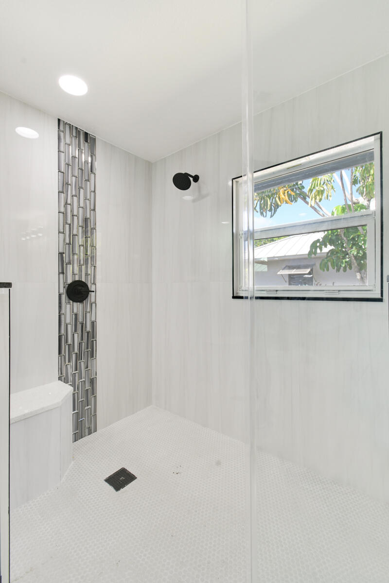 4873 Southeast Pilot Way Stuart, FL 34997 - Photo 22 of 39 DSC_1832