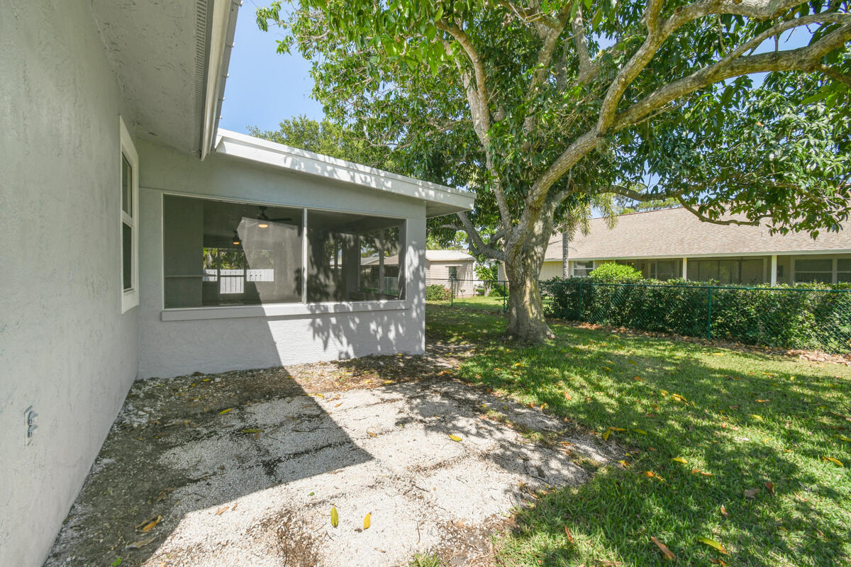 4873 Southeast Pilot Way Stuart, FL 34997 - Photo 39 of 39 DSC_1973