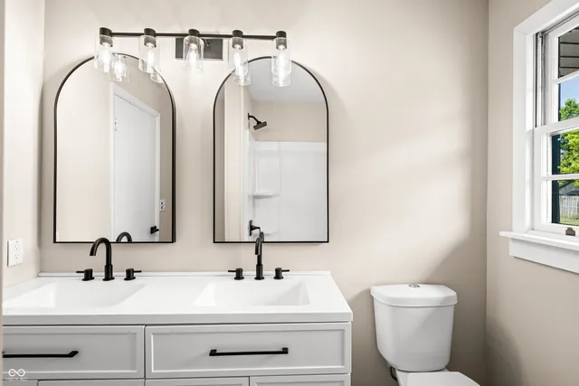 $255,000 | 2230 Sims Drive, Columbus, IN 47203