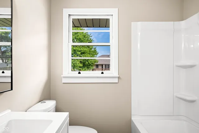 $255,000 | 2230 Sims Drive, Columbus, IN 47203