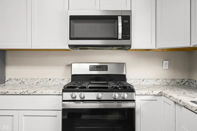 $255,000 | 2230 Sims Drive, Columbus, IN 47203