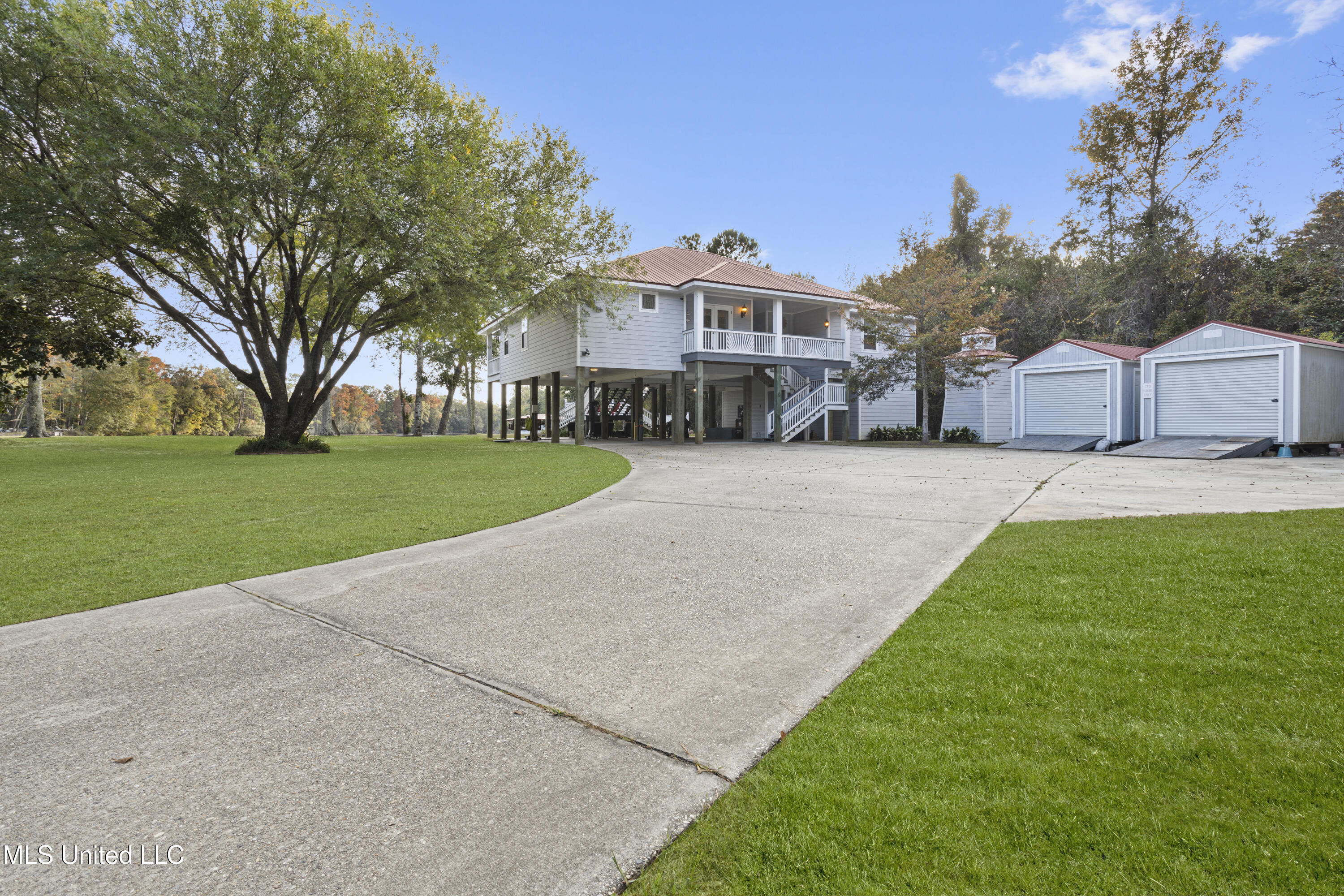 4177 Rue Sanchez Biloxi, MS 39532 - Photo 2 of 74 0006