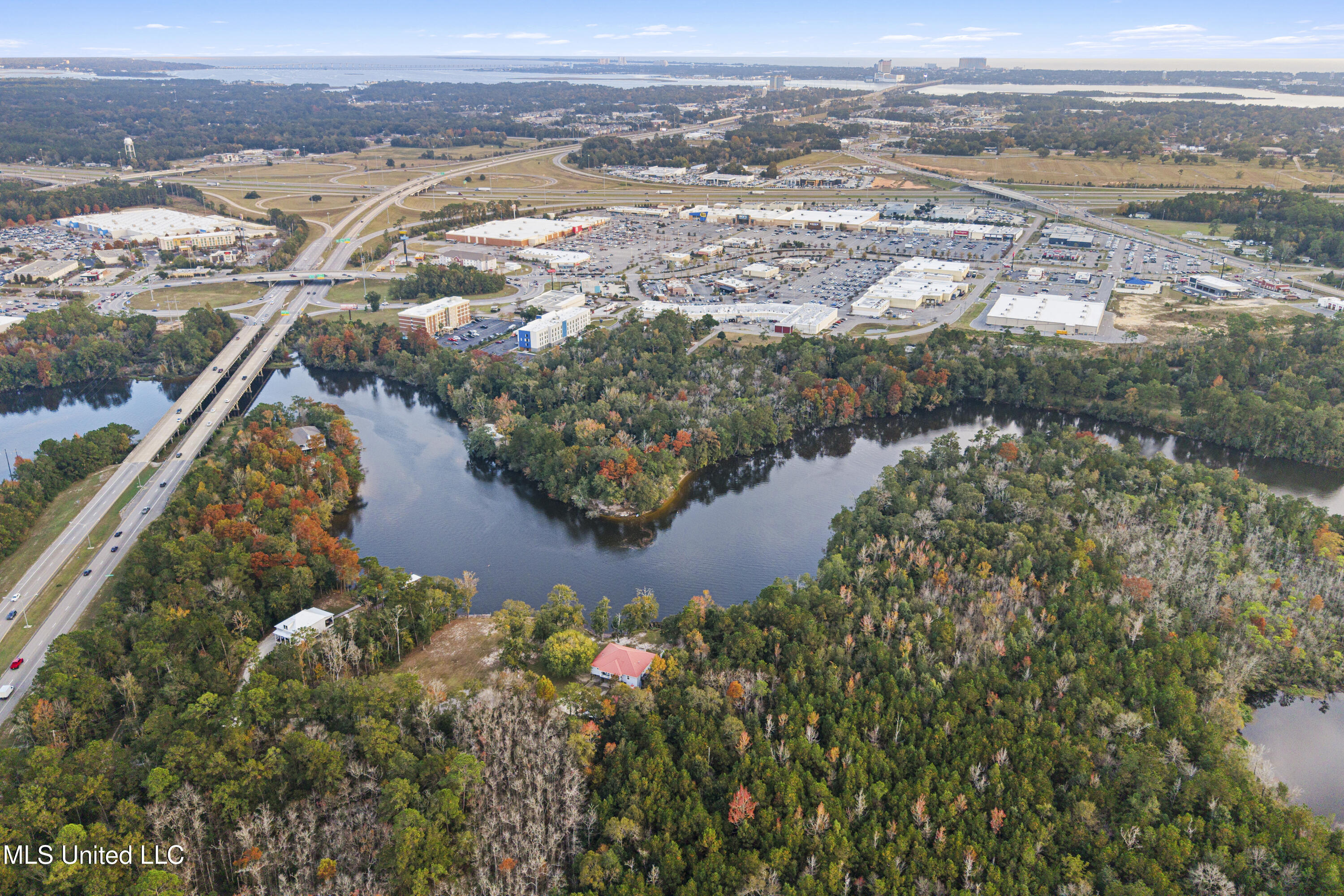 4177 Rue Sanchez Biloxi, MS 39532 - Photo 4 of 74 0003