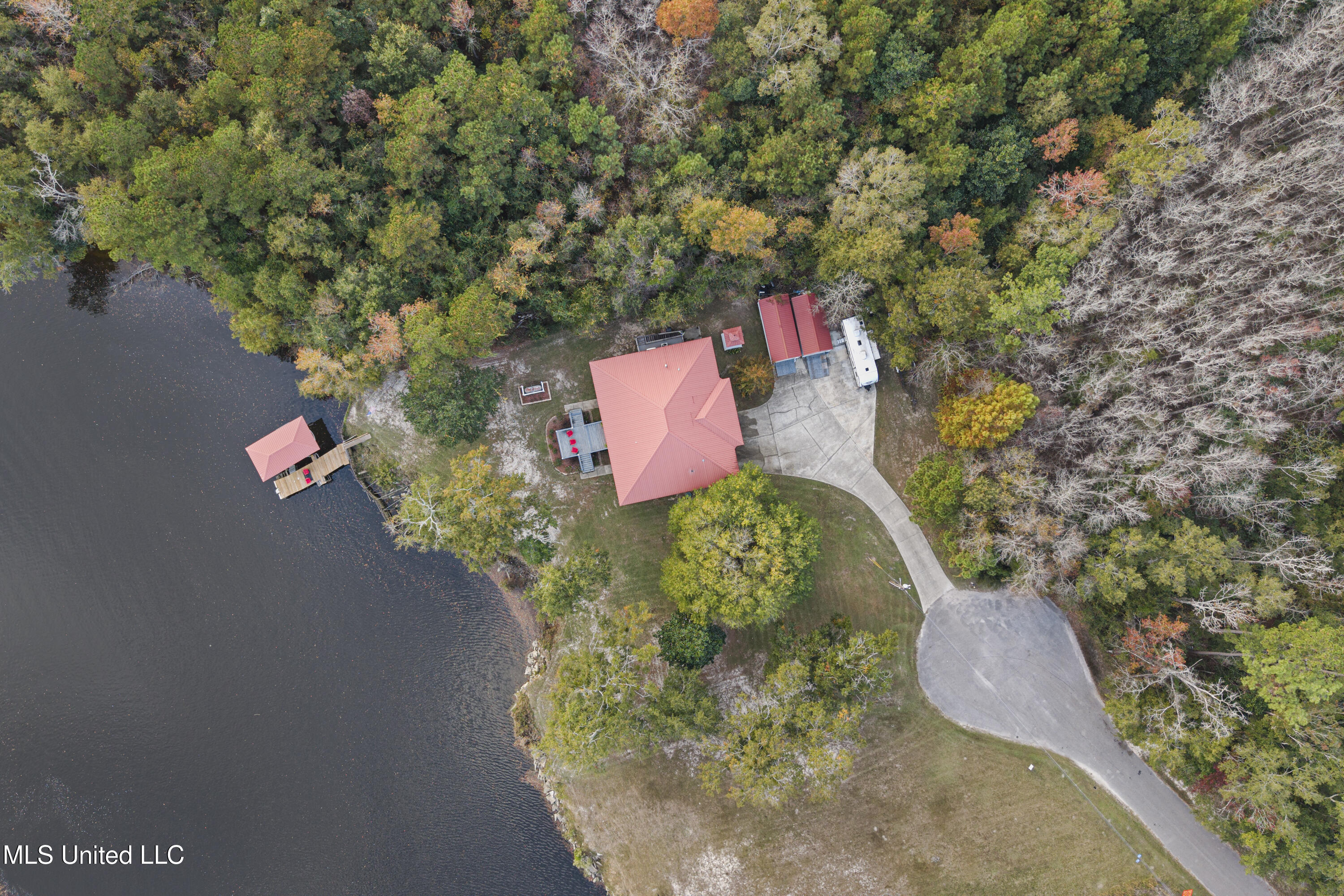 4177 Rue Sanchez Biloxi, MS 39532 - Photo 5 of 74 0004