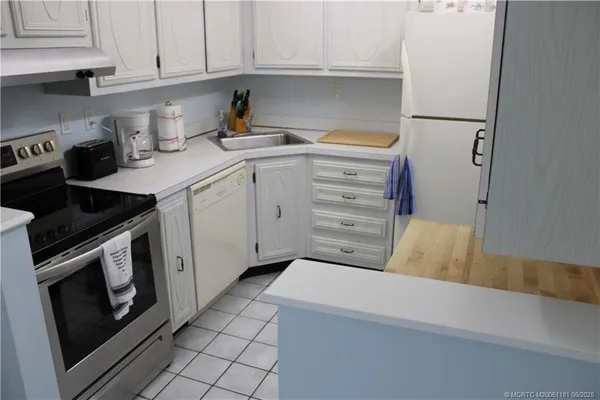 $168,000 | 2600 South Kanner Highway, Unit C3, Stuart, FL 34994