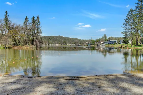 $469,000 | 19308 Explorer Court, Penn Valley, CA 95946