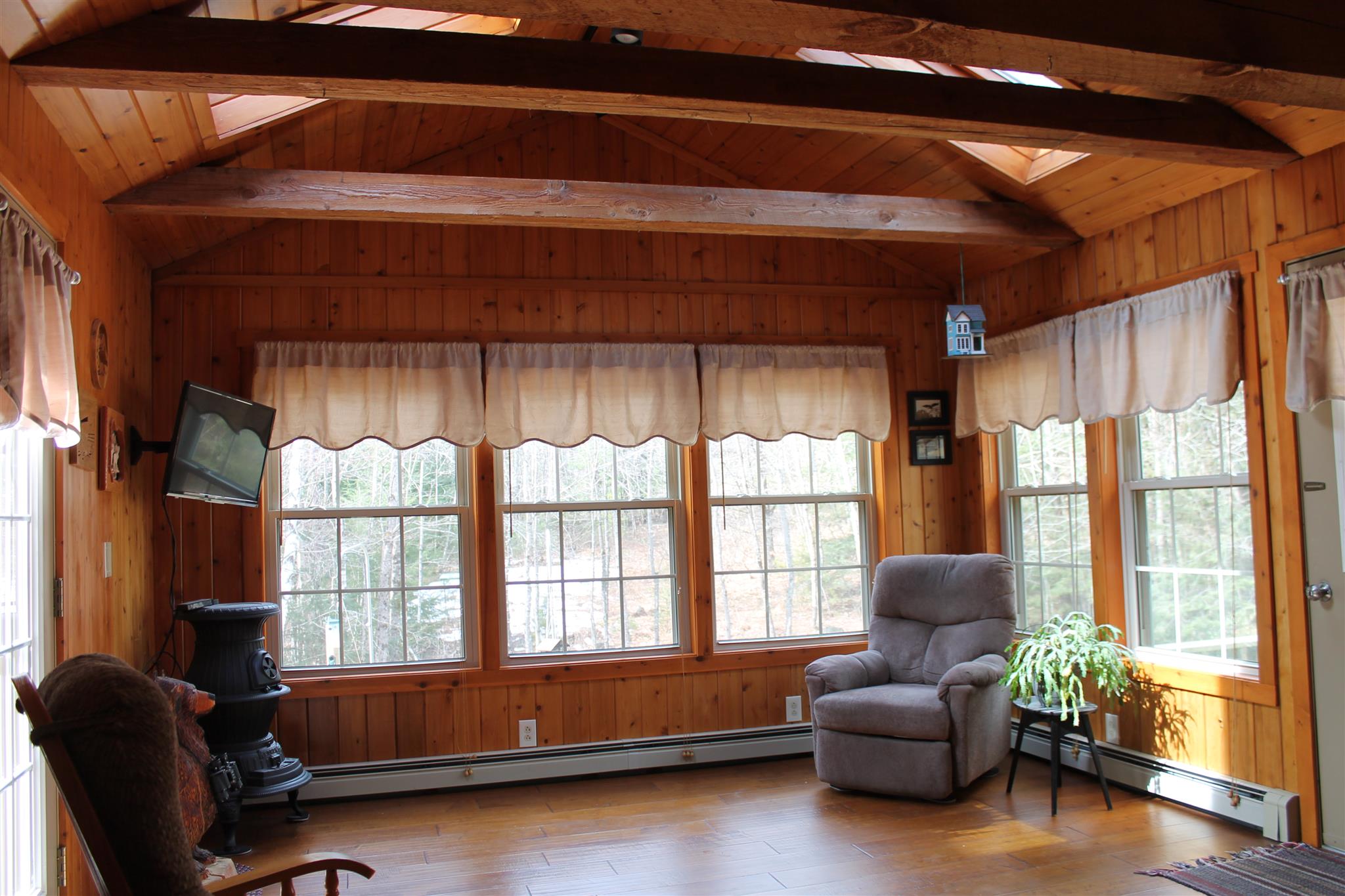 341 New Orchard Road Epsom, NH 03234 - Photo 5 of 32