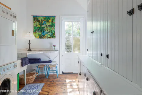 $799,000 | 380 Main Street, New Baltimore, NY 12192