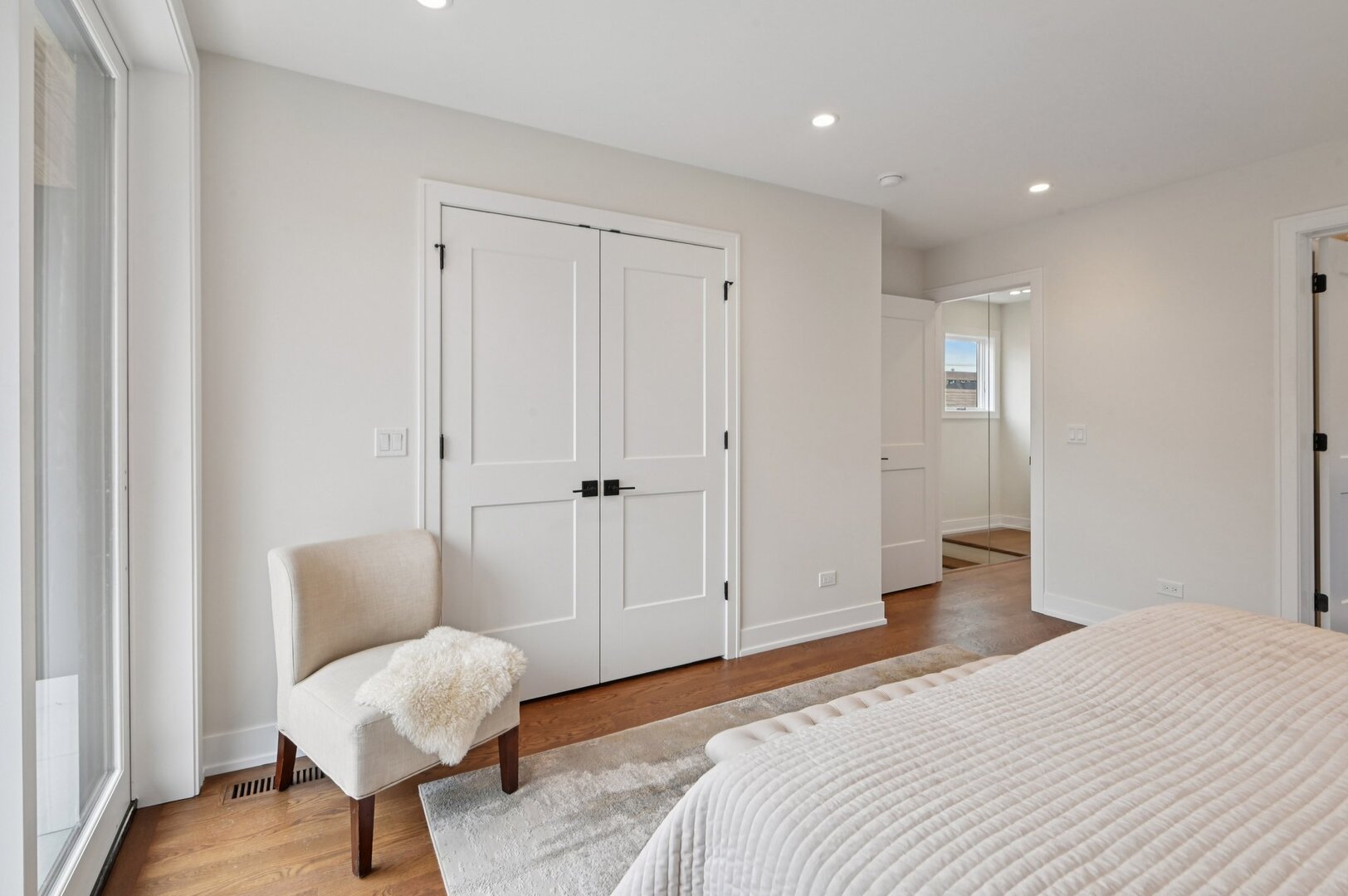 1536 West Chestnut Street, Unit B Chicago, IL 60642 - Photo 30 of 50