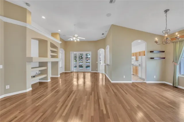 $405,000 | 8304 Moccasin Trail Drive, Riverview, FL 33578